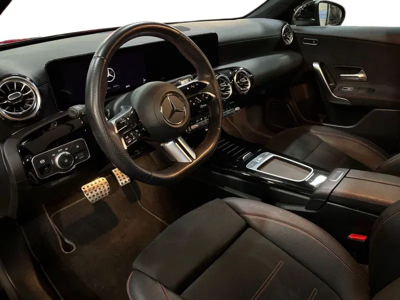 Mercedes-Benz Classe A usata a Lecce (10)