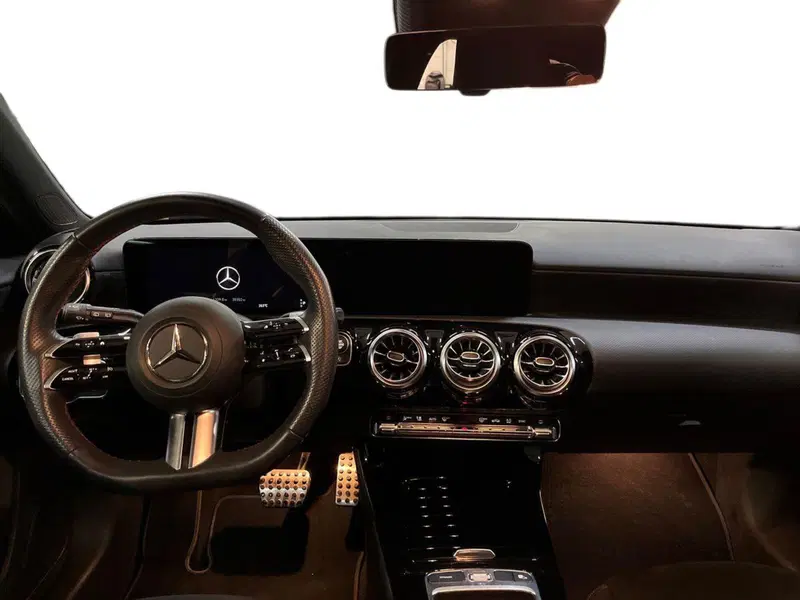 Mercedes-Benz Classe A usata a Lecce (8)