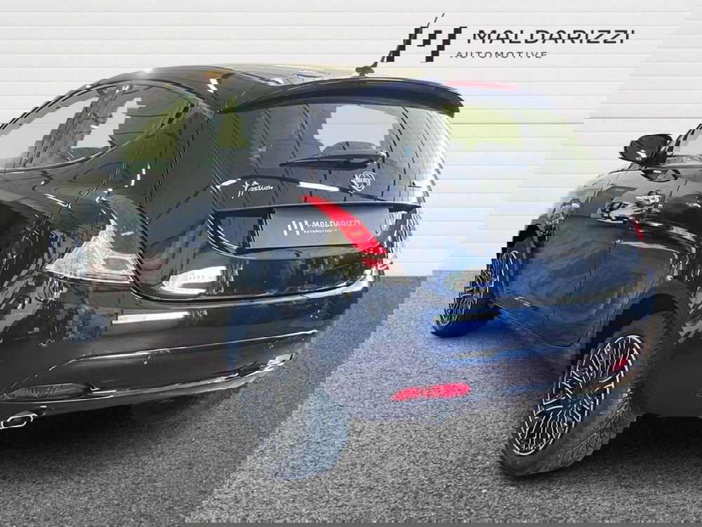 Lancia Ypsilon usata a Bari (4)