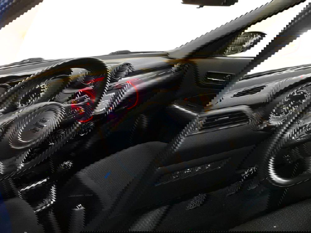 Suzuki Swift usata a Bari (8)