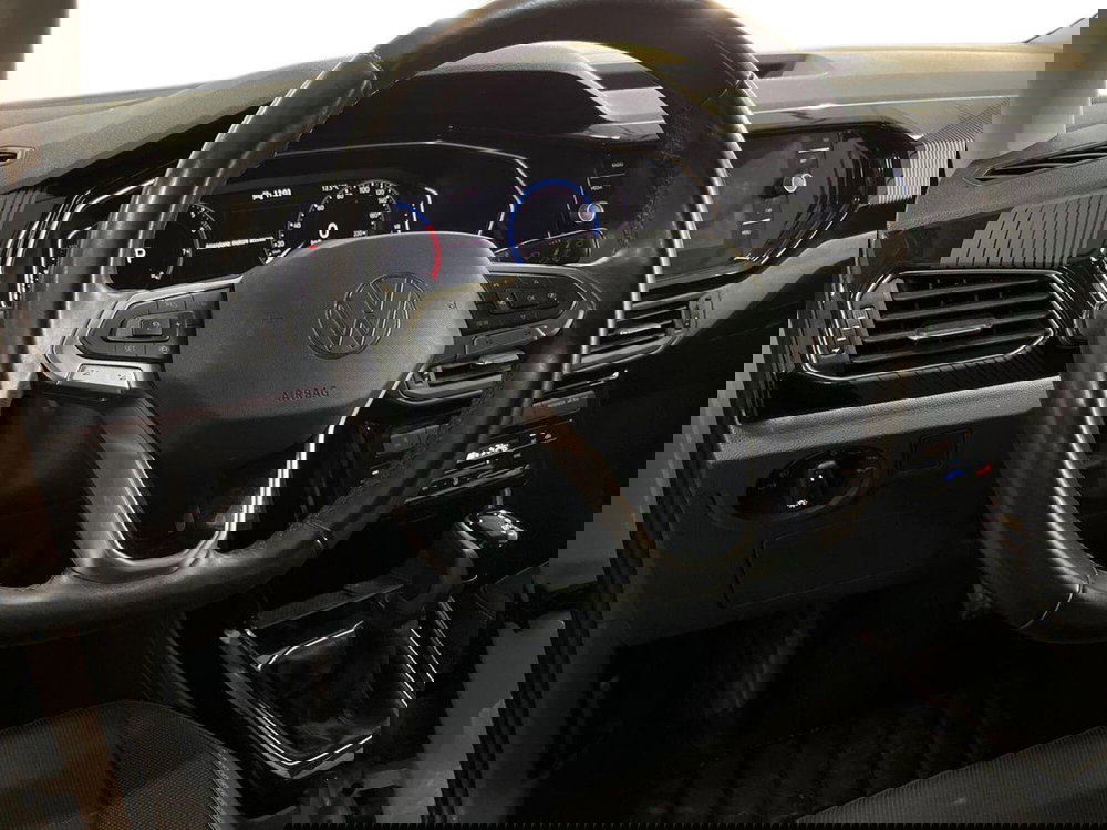 Volkswagen T-Cross usata a Bari (10)