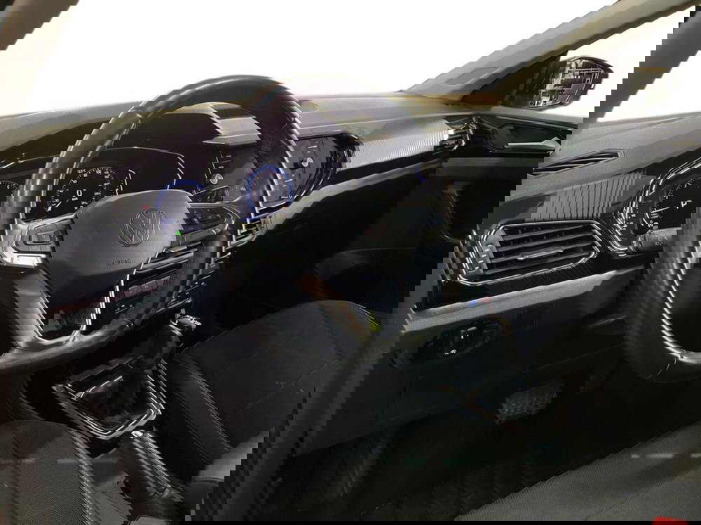 Volkswagen T-Cross usata a Bari (8)