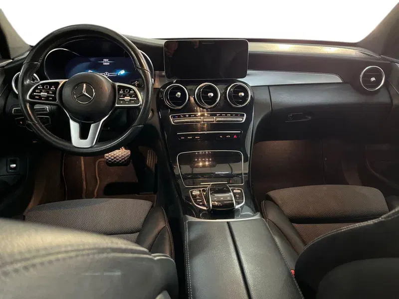 Mercedes-Benz Classe C usata a Bari (8)