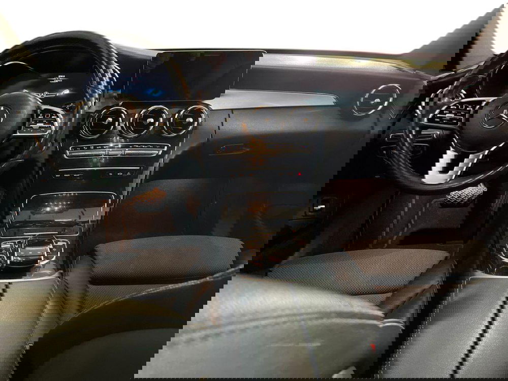 Mercedes-Benz Classe C usata a Bari (8)