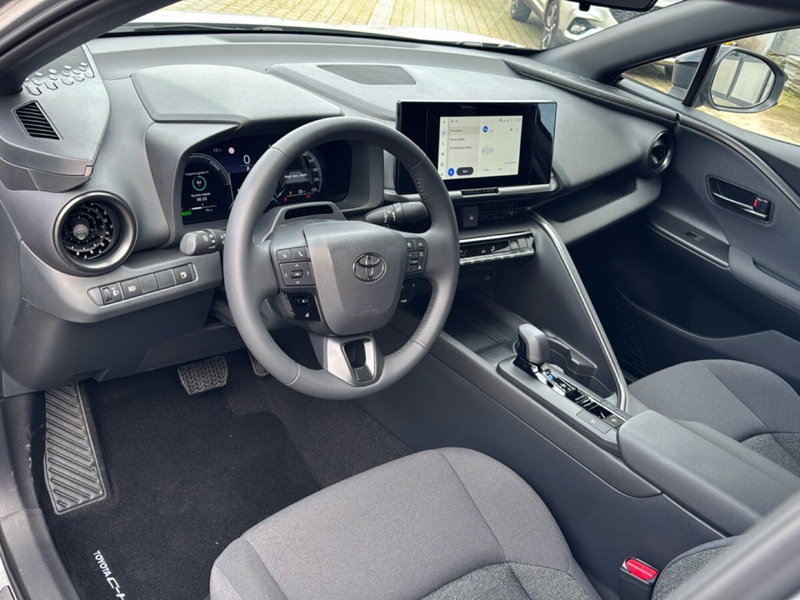 Toyota Toyota C-HR nuova a Ferrara (11)