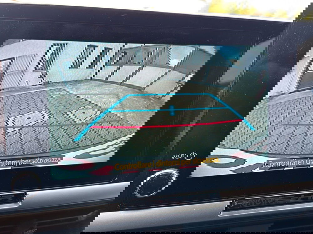 Toyota Toyota C-HR nuova a Ferrara (13)