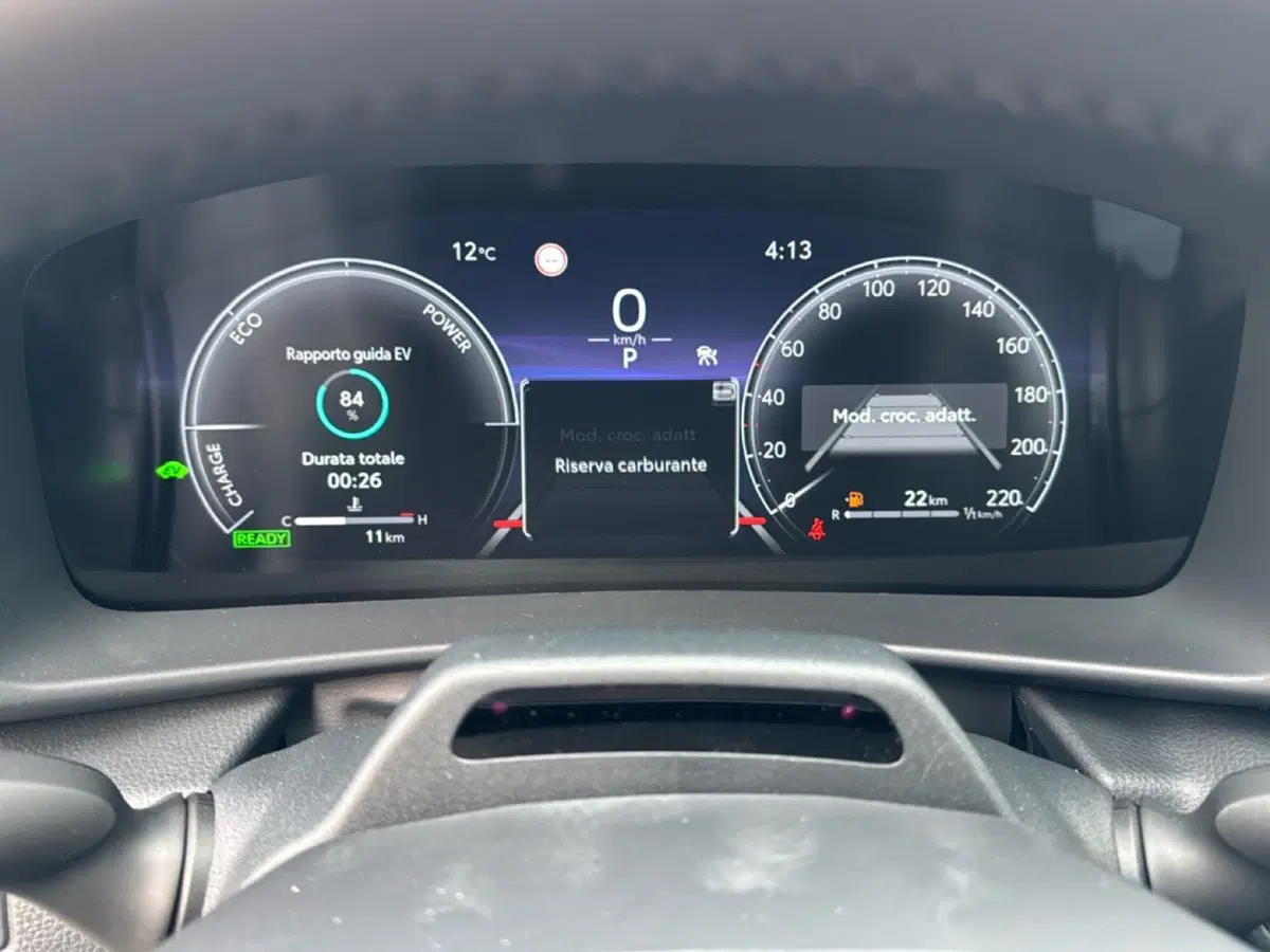 Toyota Toyota C-HR nuova a Ferrara (14)