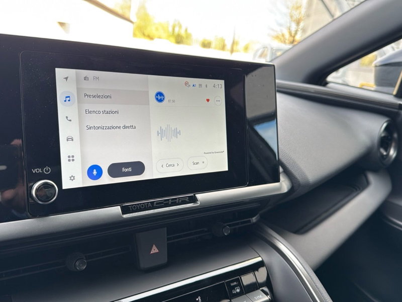 Toyota Toyota C-HR nuova a Ferrara (16)