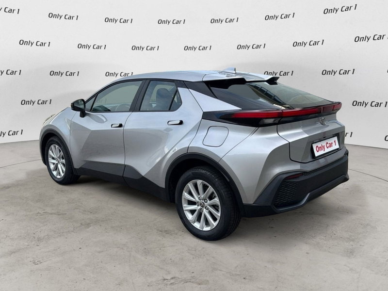 Toyota Toyota C-HR nuova a Ferrara (3)