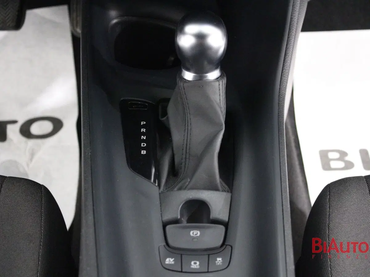 Toyota Toyota C-HR usata a Firenze (16)