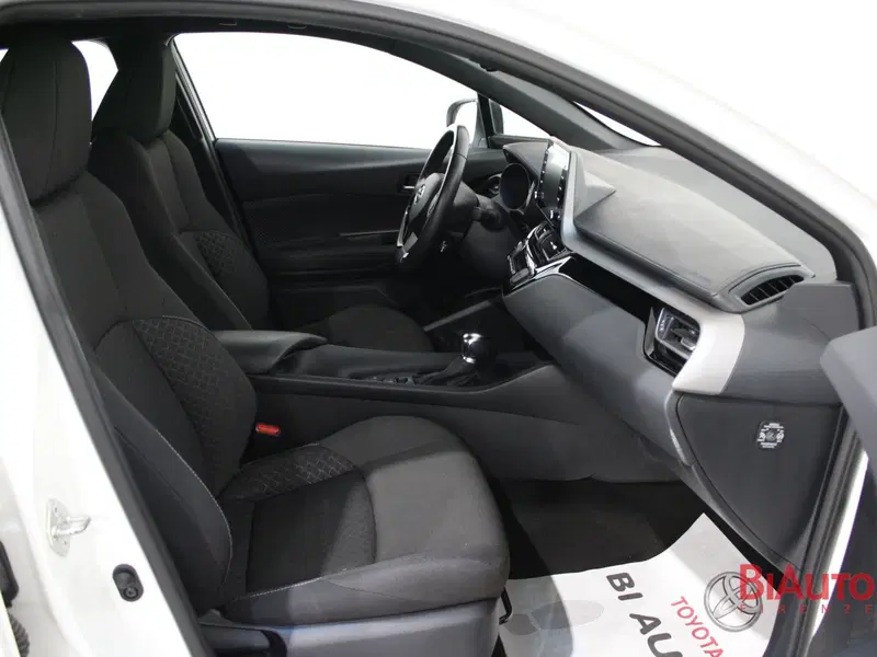 Toyota Toyota C-HR usata a Firenze (7)