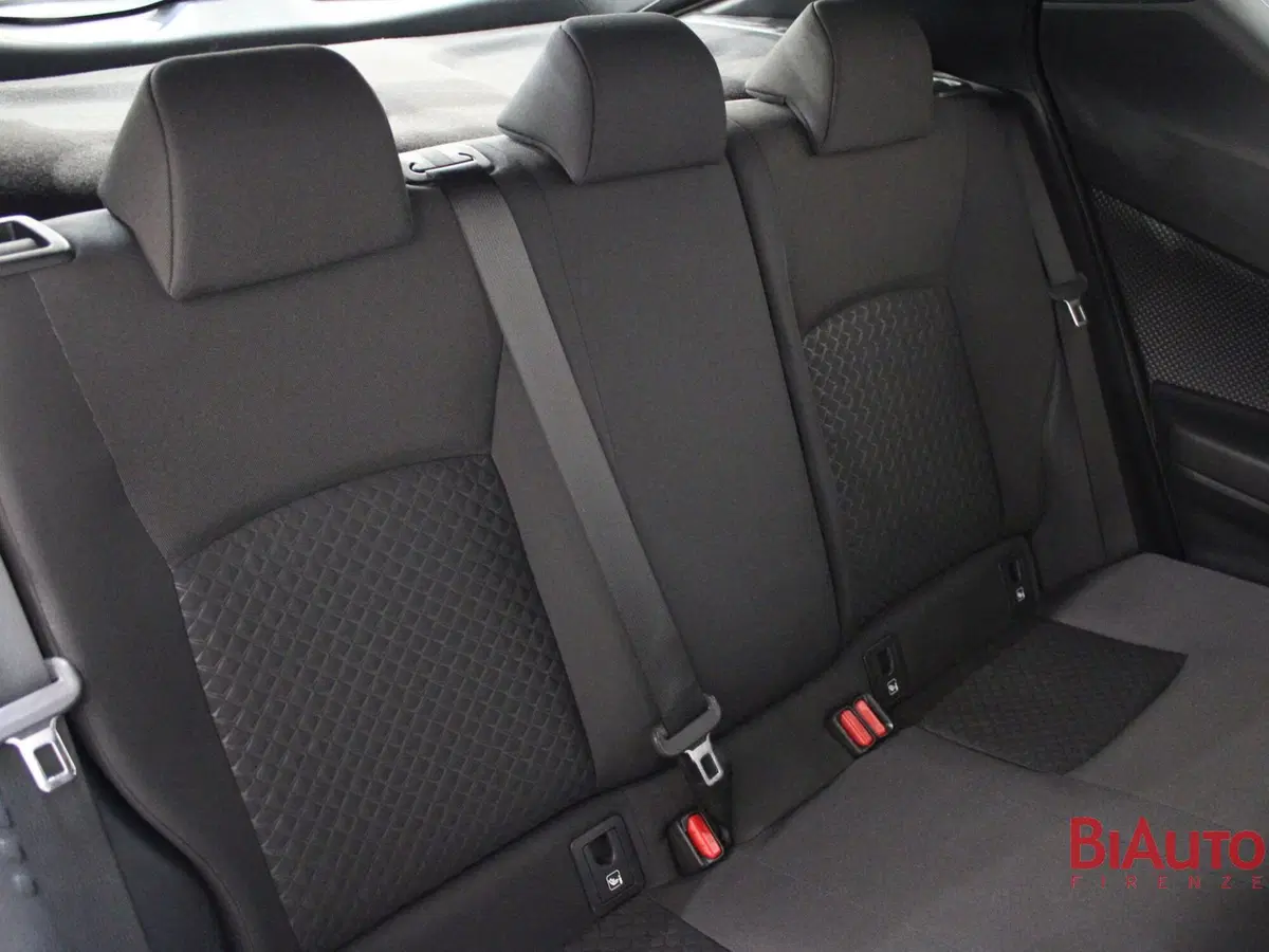 Toyota Toyota C-HR usata a Firenze (8)