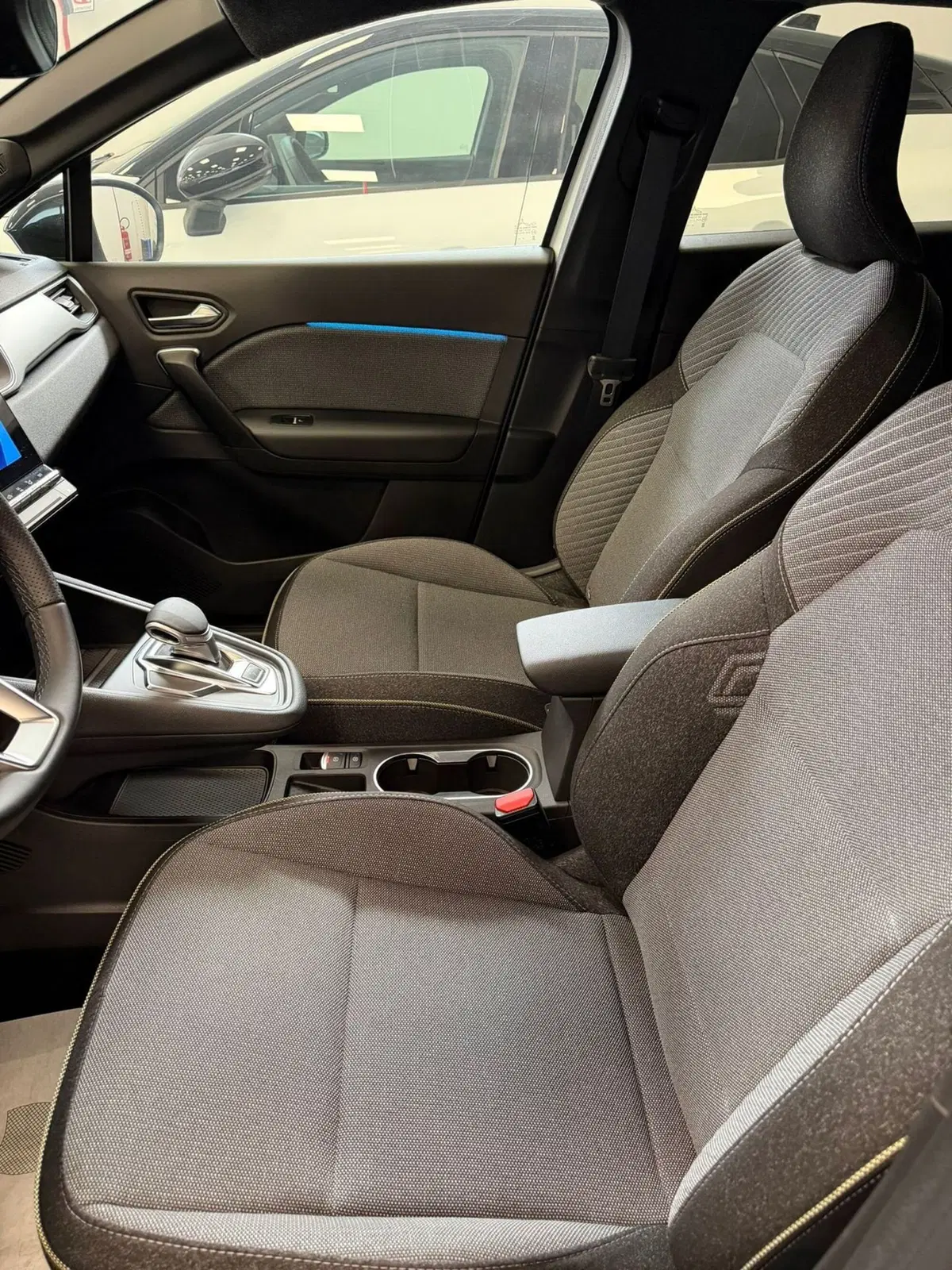 Renault Symbioz usata a Napoli (6)