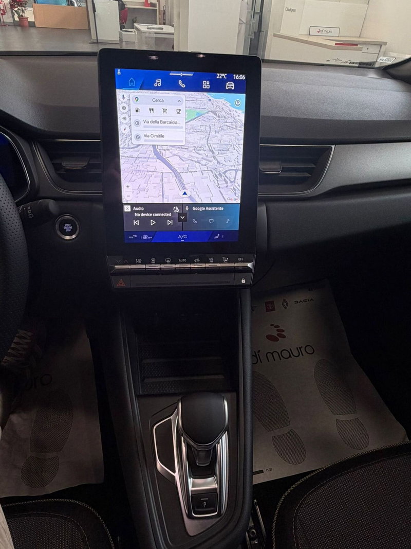 Renault Symbioz usata a Napoli (7)