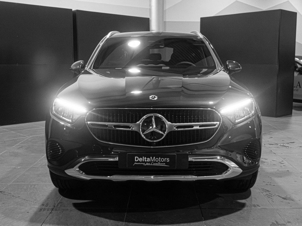Mercedes-Benz GLC nuova a Rimini (5)