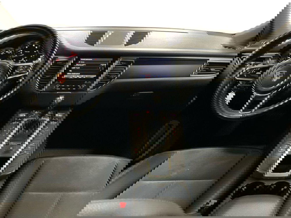 Porsche Macan usata a Macerata (10)