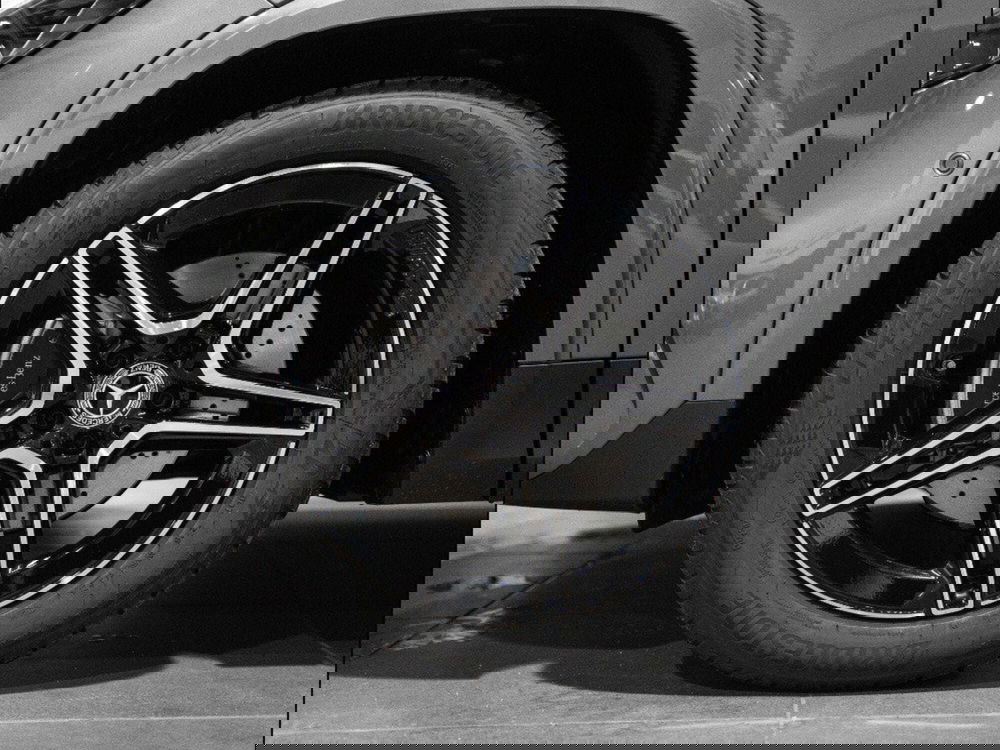 Mercedes-Benz GLA SUV nuova a Macerata (7)