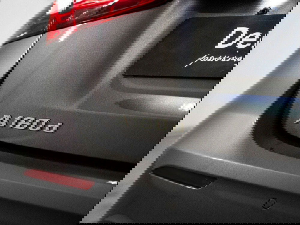 Mercedes-Benz Classe A Sedan nuova a Macerata (10)