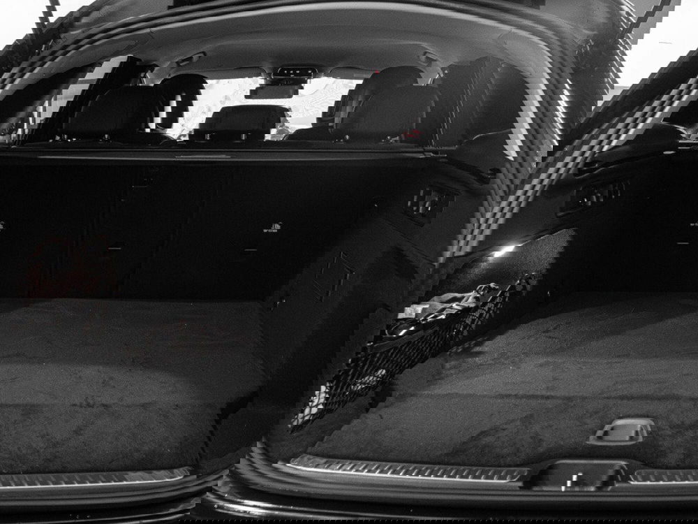 Mercedes-Benz GLC nuova a Ancona (10)