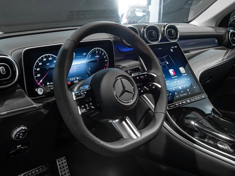 Mercedes-Benz GLC nuova a Ancona (12)