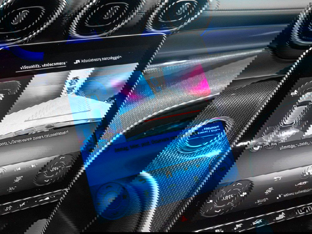 Mercedes-Benz GLC nuova a Ancona (16)