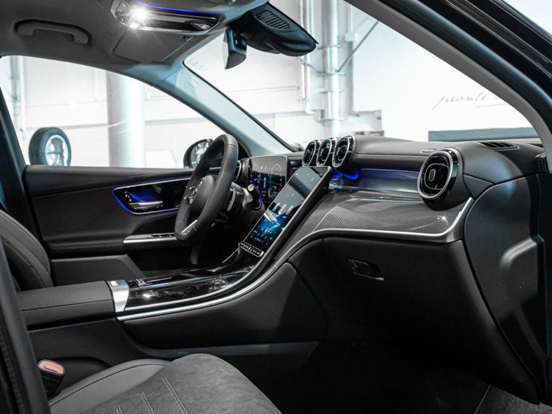 Mercedes-Benz GLC nuova a Ancona (17)