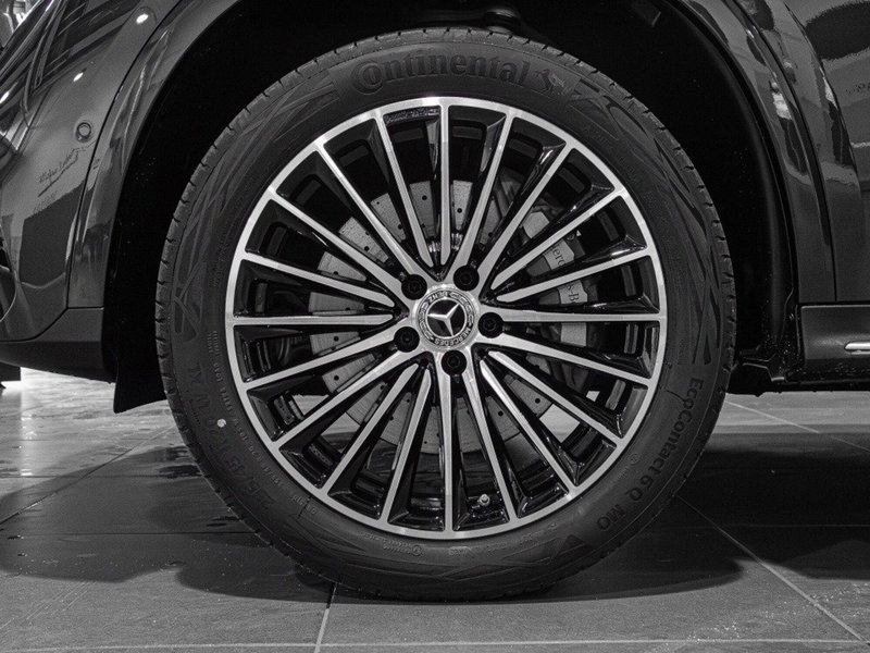 Mercedes-Benz GLC nuova a Ancona (8)