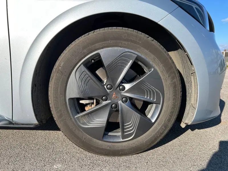 Cupra Born usata a Siena (19)