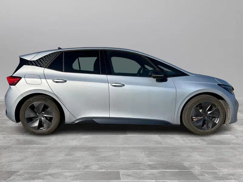 Cupra Born usata a Siena (4)