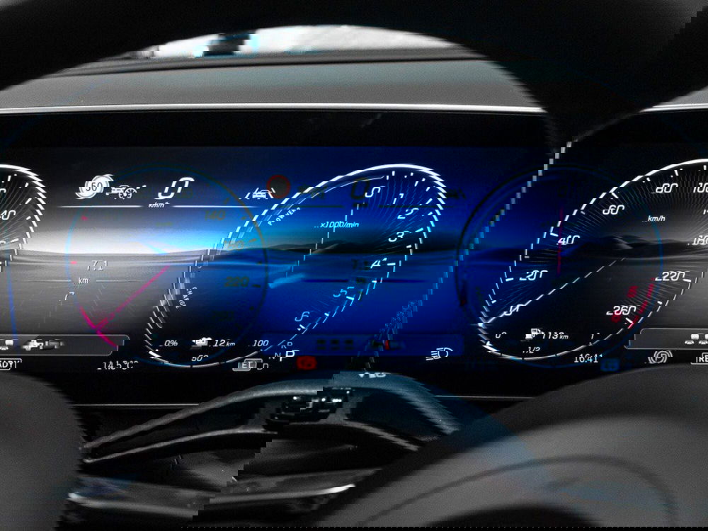 Mercedes-Benz GLC nuova a Ancona (15)