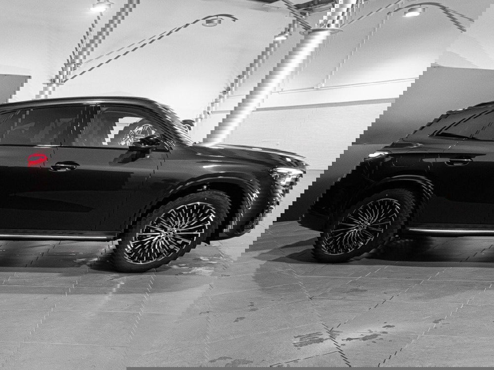 Mercedes-Benz GLC nuova a Ancona (4)