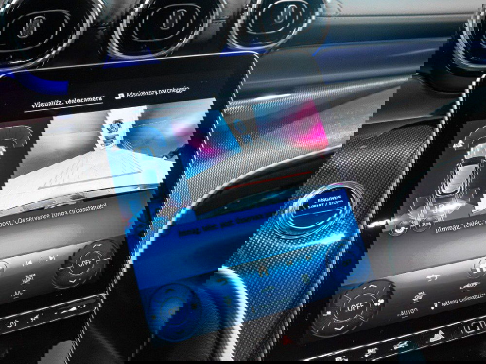 Mercedes-Benz GLC nuova a Ancona (16)