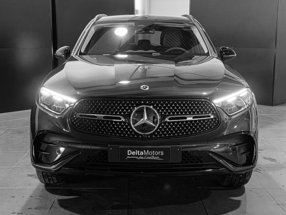Mercedes-Benz GLC nuova a Ancona (5)