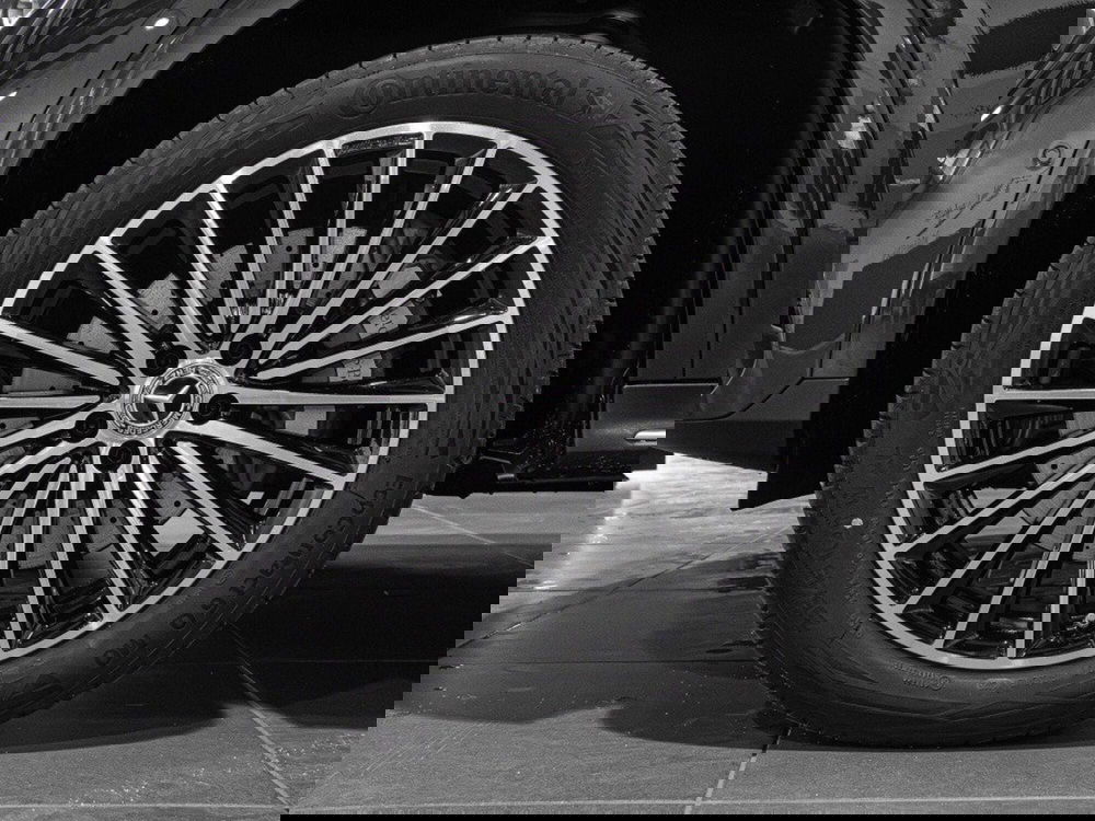 Mercedes-Benz GLC nuova a Ancona (8)