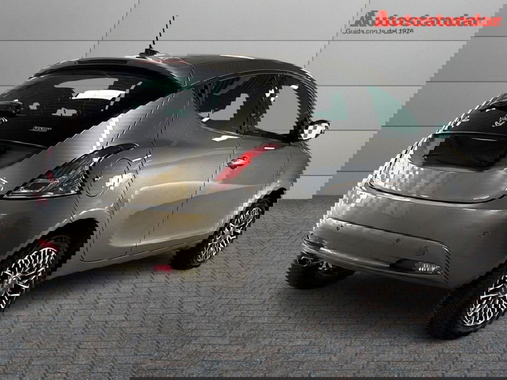 Lancia Ypsilon usata a Torino (6)