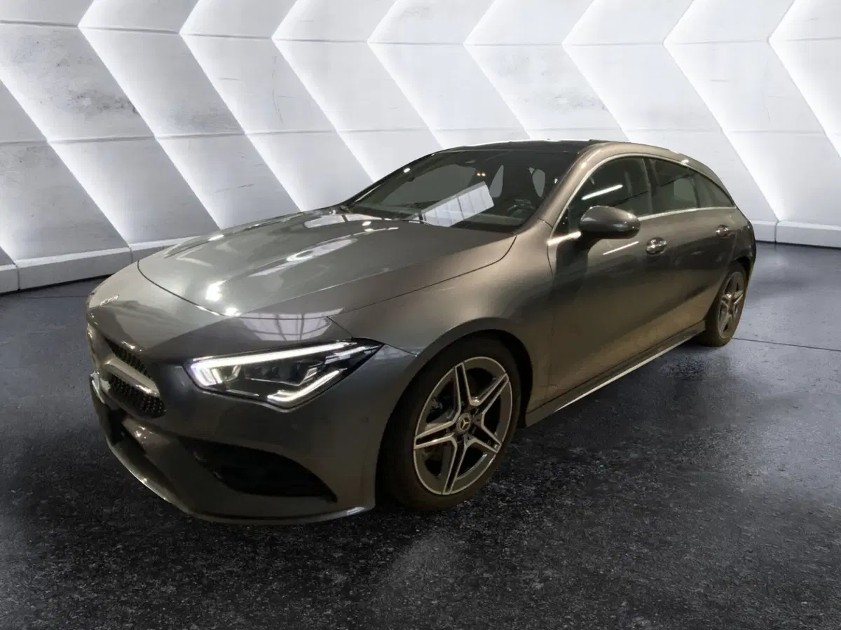 Mercedes-Benz CLA Shooting Brake usata a Napoli