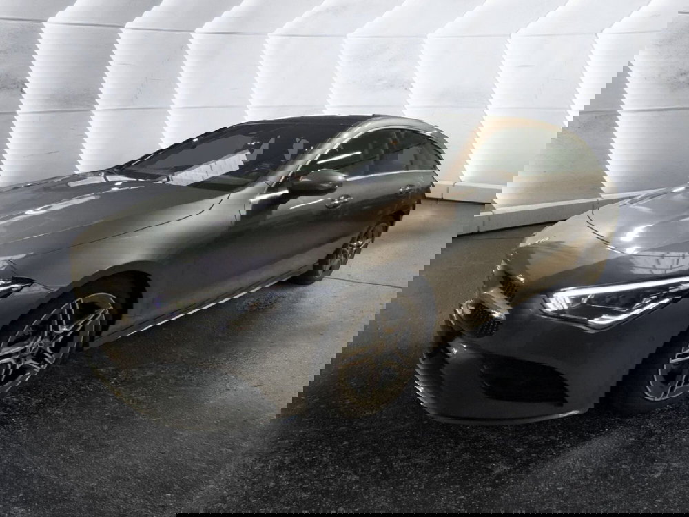 Mercedes-Benz CLA Shooting Brake usata a Napoli