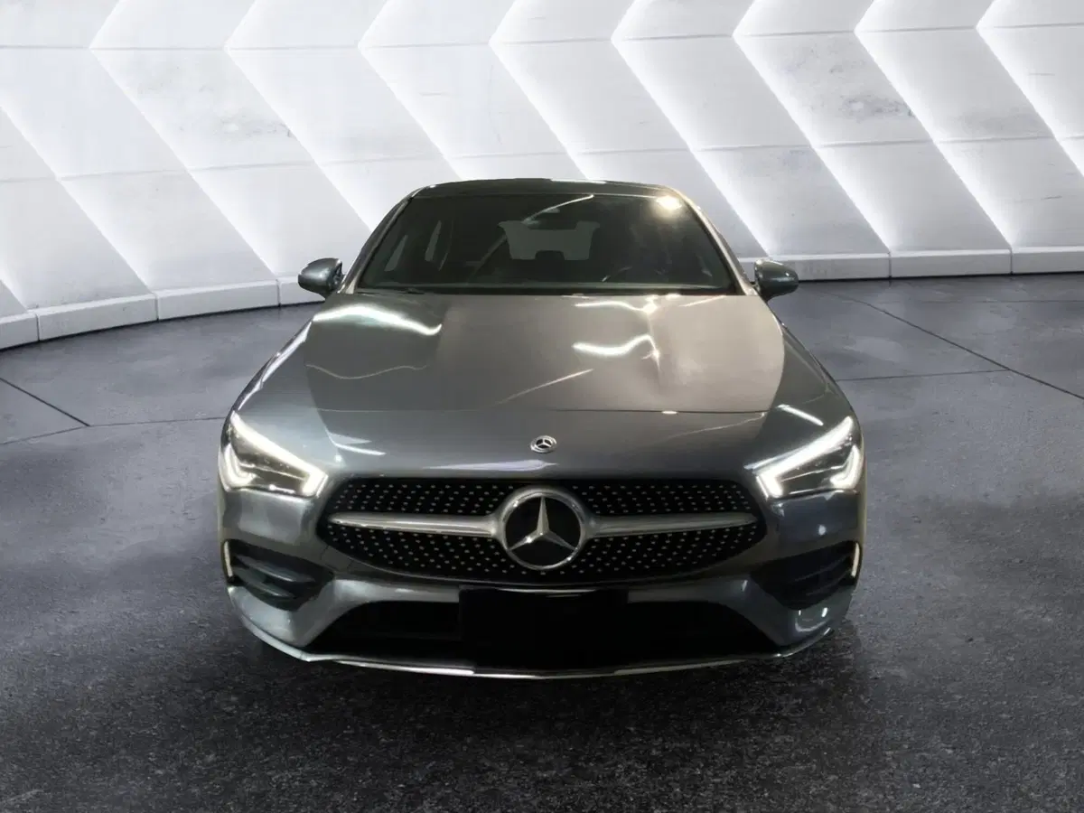 Mercedes-Benz CLA Shooting Brake usata a Napoli (2)