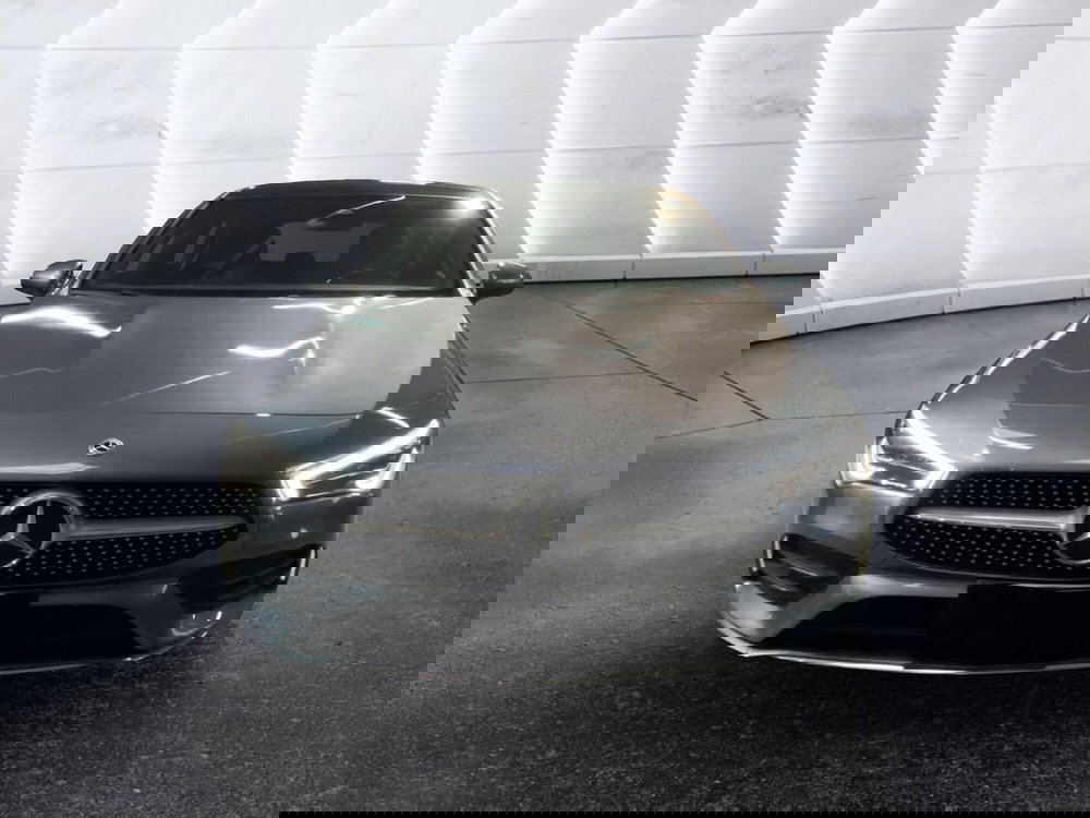 Mercedes-Benz CLA Shooting Brake usata a Napoli (2)