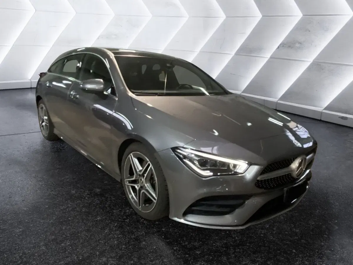 Mercedes-Benz CLA Shooting Brake usata a Napoli (3)