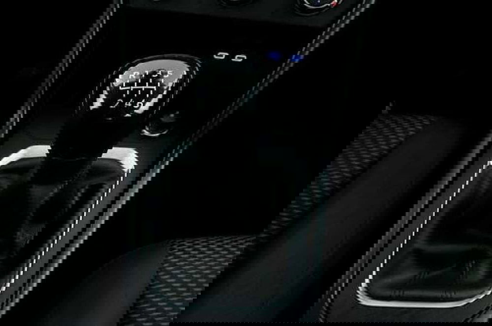 Volkswagen T-Roc usata a Mantova (13)