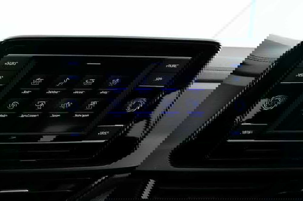 Volkswagen T-Roc usata a Mantova (15)