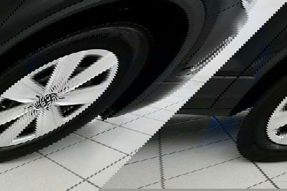 Volkswagen T-Roc usata a Mantova (9)