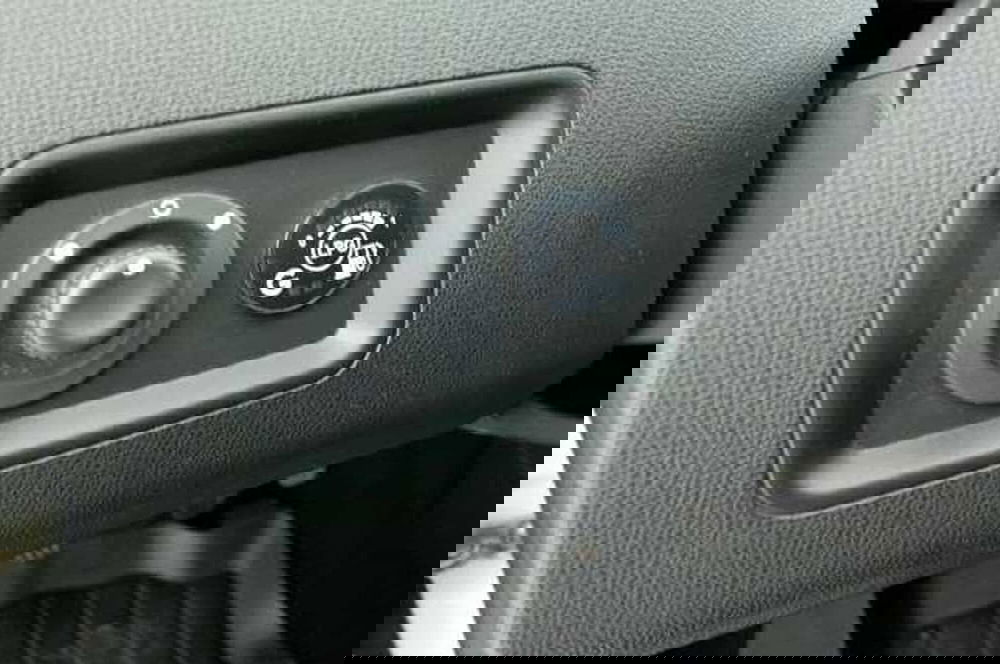 Dacia Duster usata a Mantova (11)