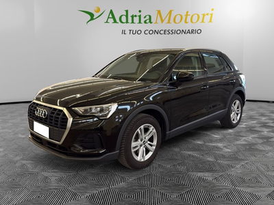 Audi Q3 35 TDI quattro S tronic Business del 2022 usata a Pordenone