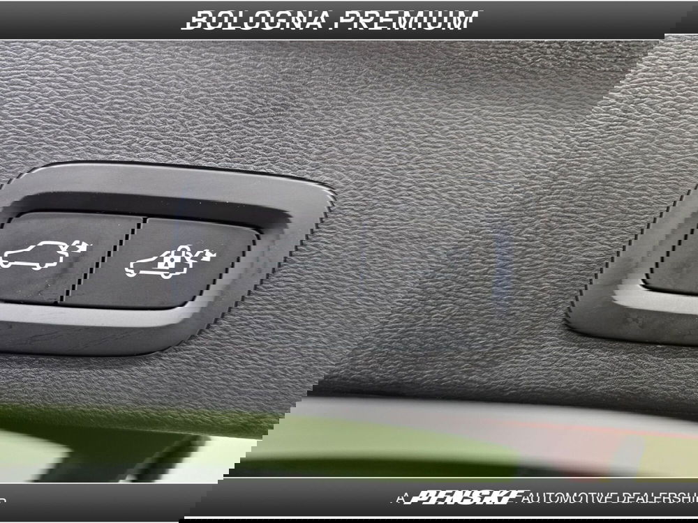 Volvo XC40 usata a Bologna (11)