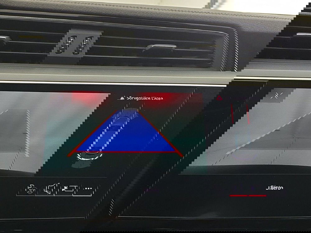 Audi e-tron Sportback usata a Alessandria (14)