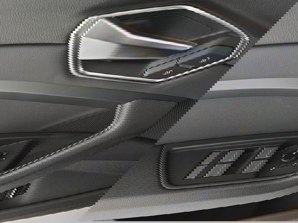 Audi e-tron Sportback usata a Alessandria (15)