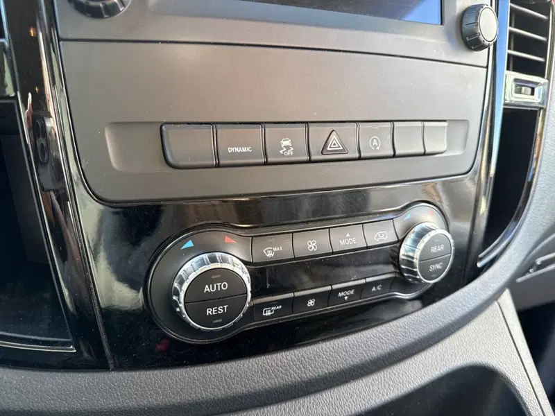 Mercedes-Benz Vito usata a Milano (14)