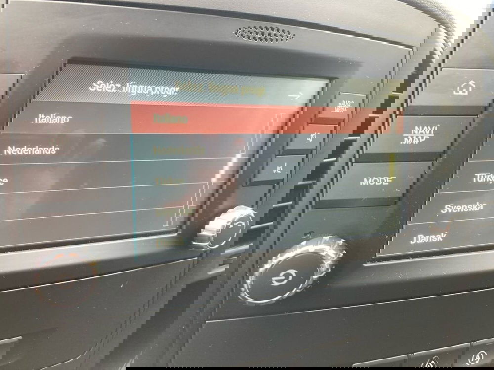 Mercedes-Benz Vito usata a Milano (11)